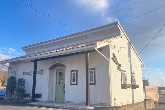 クルールえみ(couleur)