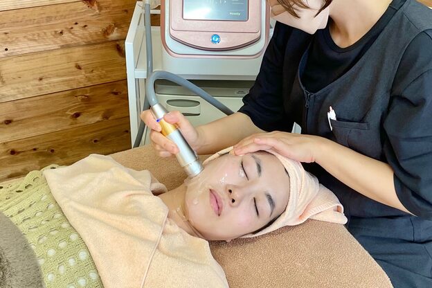 アンドビー(&b.)4