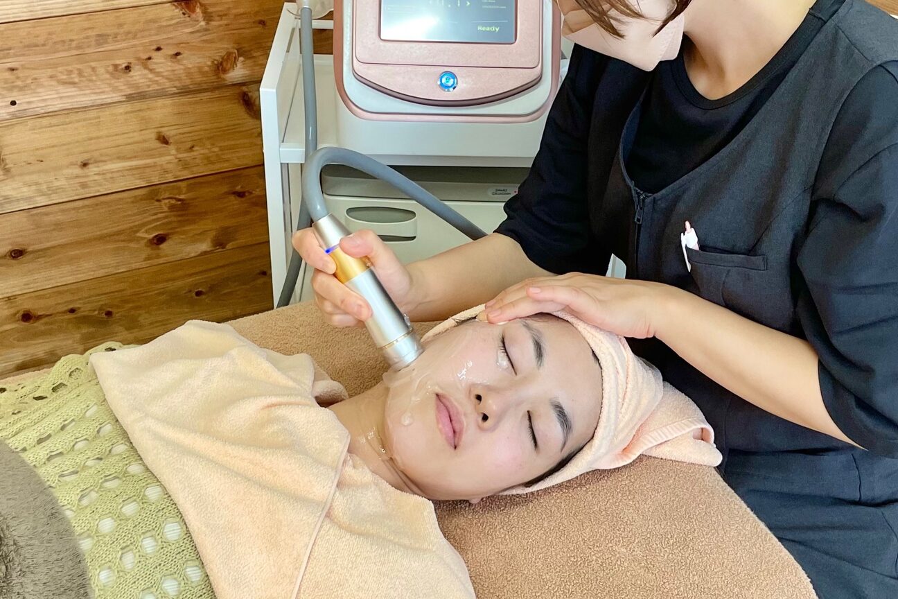 アンドビー(&b.)4