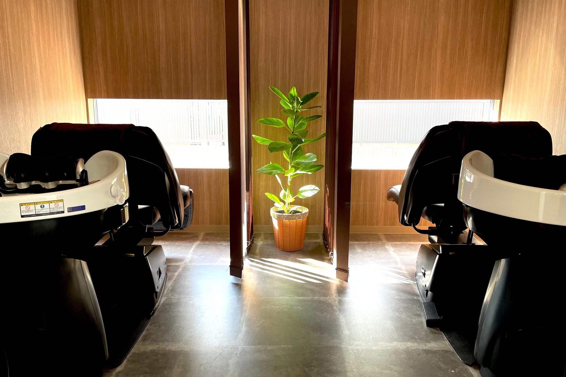 アンドビー(&b.)4