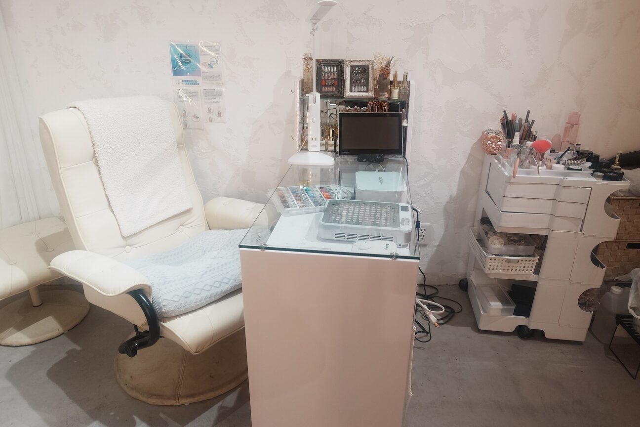 ｂｅａｕｔｙ　ｓａｌｏｎ　Ｐｌｕｍｅｒｉａ．画像2