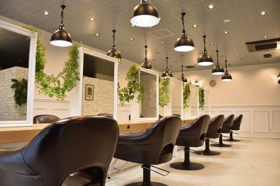 クロエバイラヴィズム 女池店(CLOE by LUVISM)