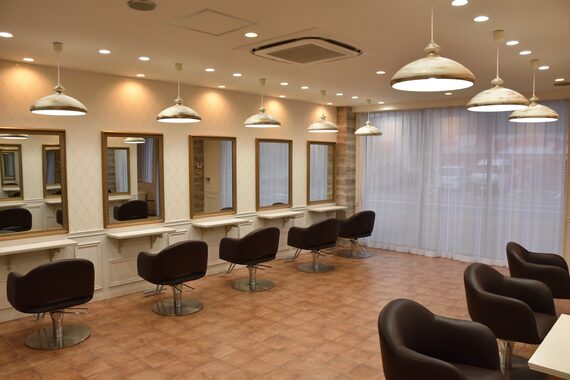 クロエ バイ ラヴィズム 紫竹山店(CLOE by LUVISM)