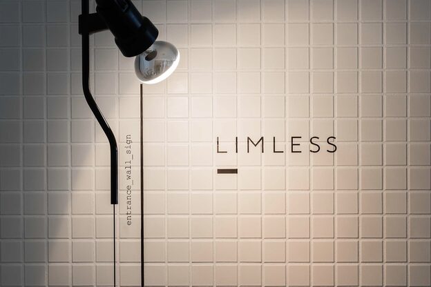 リムレス(LIMLESS)3