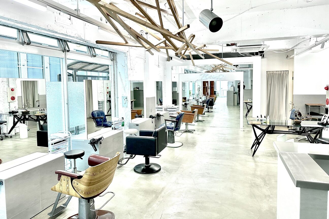 ＢＲＩＳＴ　ＪＯＮＡＳ画像1