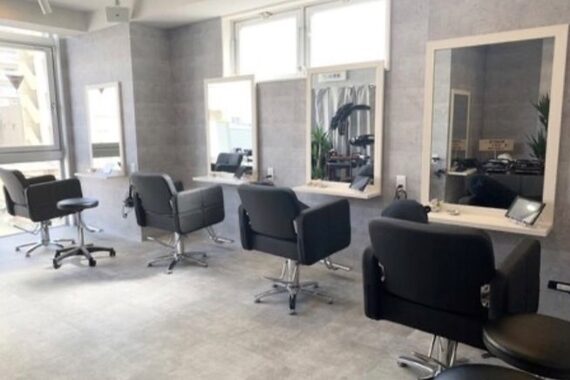 アンダーバーホワイト 栄店(_WHITE)