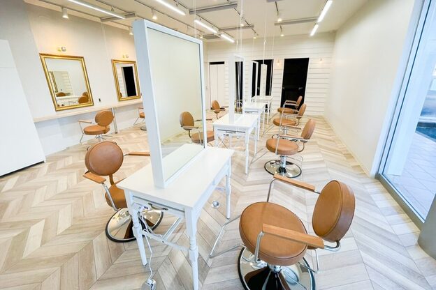 ラックスビー エメ 豊橋店(LUXBE aimer)4