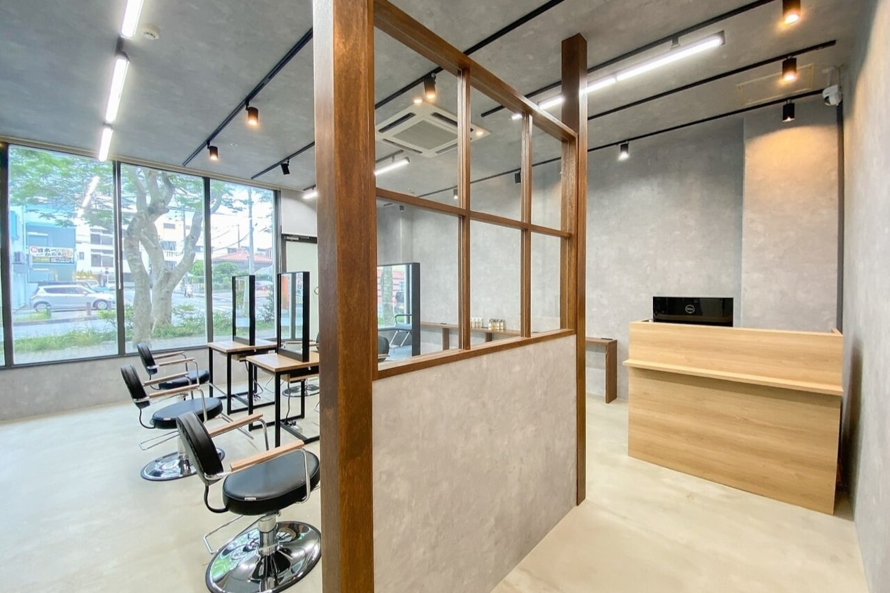 カラー専門店【ACE color】(株式会社 L&Bホールディングス)画像1