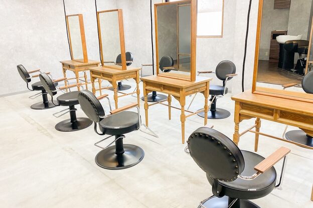 ラックスビーシュルー 亀有店(LUXBE Shuroo)4