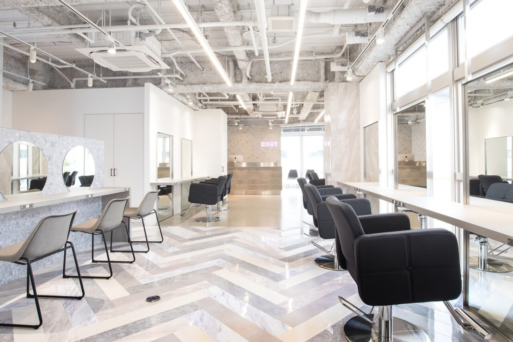 エイト 神戸三宮店(EIGHT)1