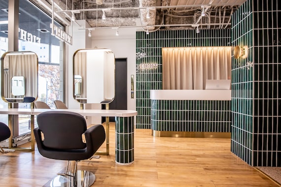 エイト コーナー 大宮東口店(EIGHT corner)