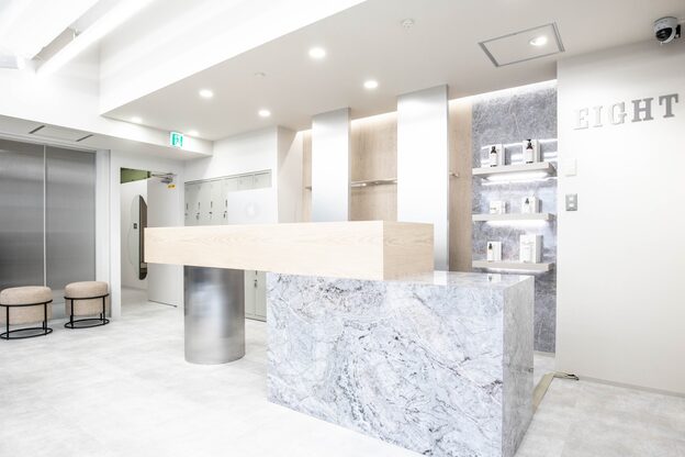 エイトサッポロ 札幌大通り店(EIGHT sapporo)1