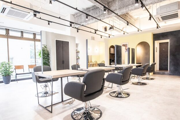 エイト アキタ 秋田中通店(EIGHT akita)2