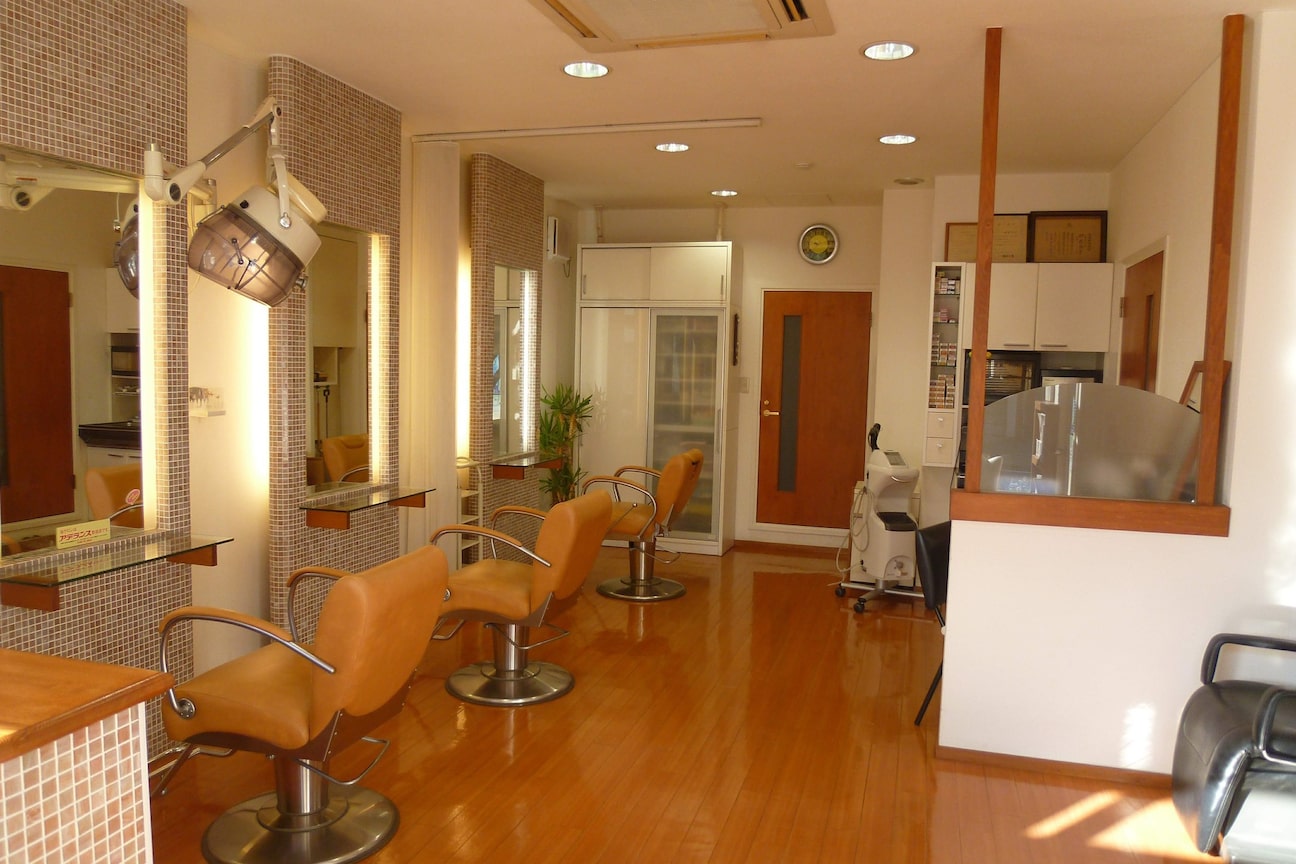 ヘアーアンドフェイス あかしや美容室(HAIR&FACE)1