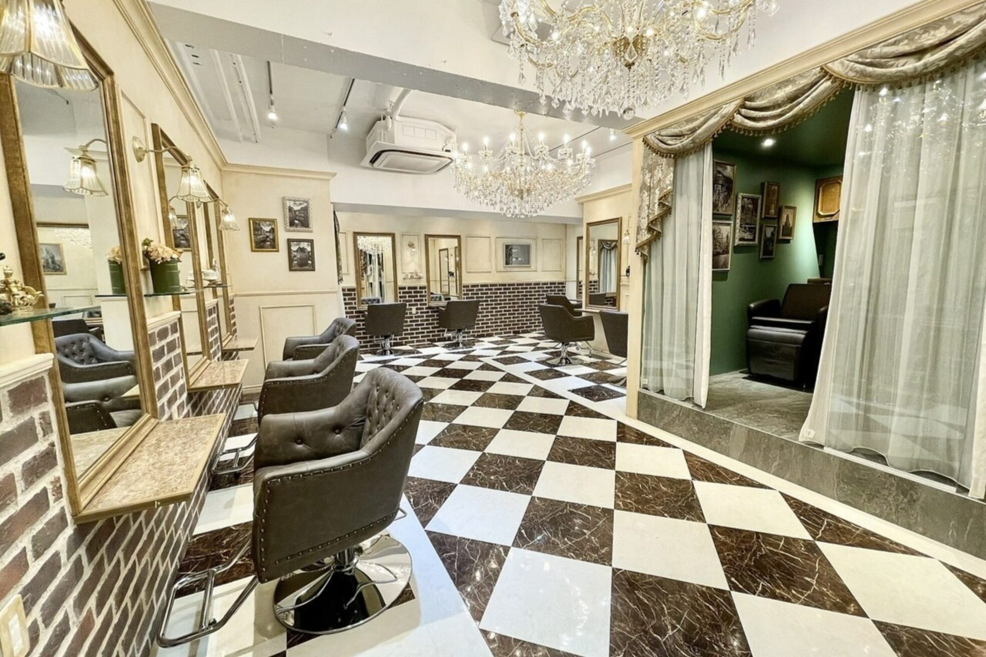 リアラバイアルティナ 船橋店(Liara by artina)3