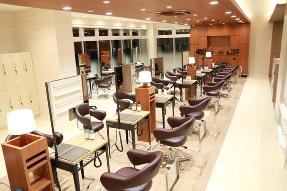 グランデュール 静岡インター通り店(GRANDEUR)