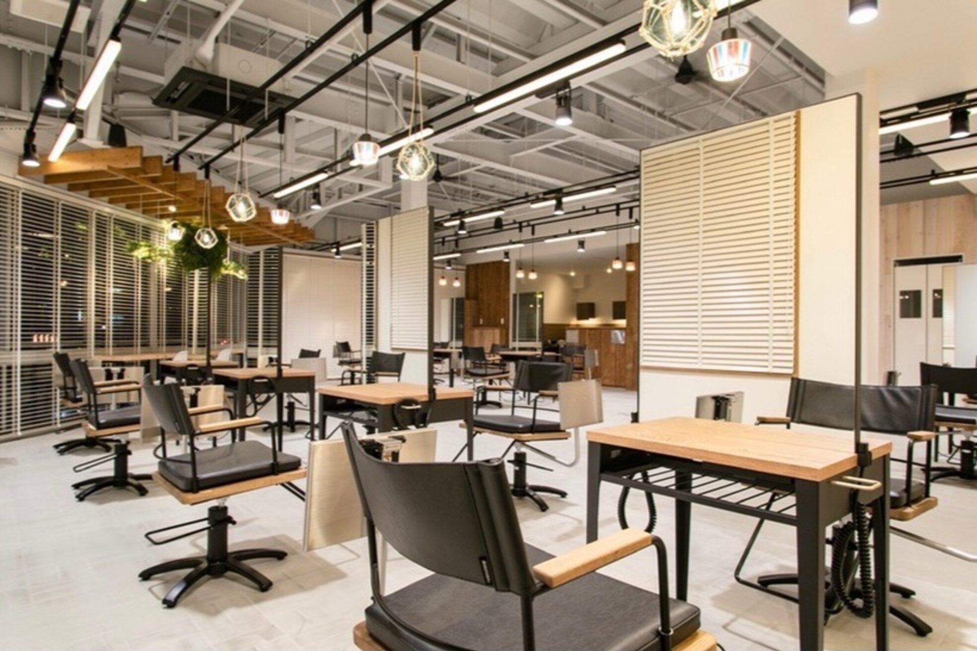 グランデュール 東静岡池田店(GRANDEUR)3