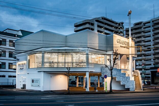 グランデュール 東静岡池田店(GRANDEUR)2