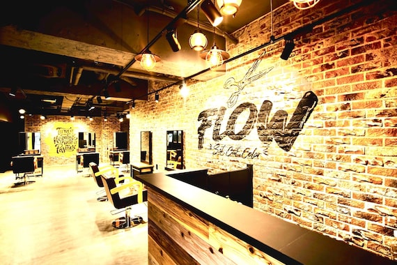 フロー 新宿(FLOW)