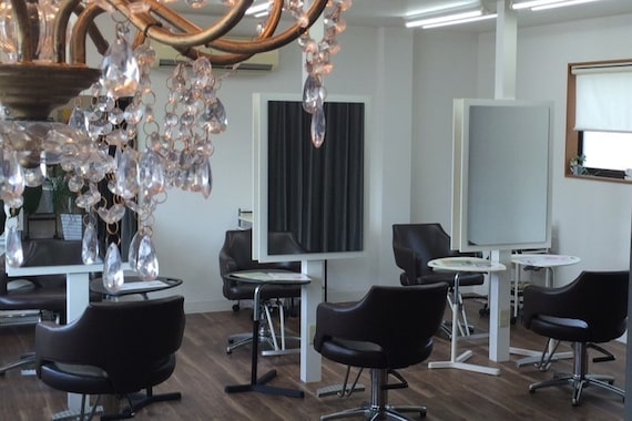 スウィング 万々店(Art Hair Swing)