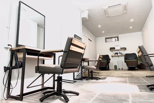 シーソー(SEE-SAW)1