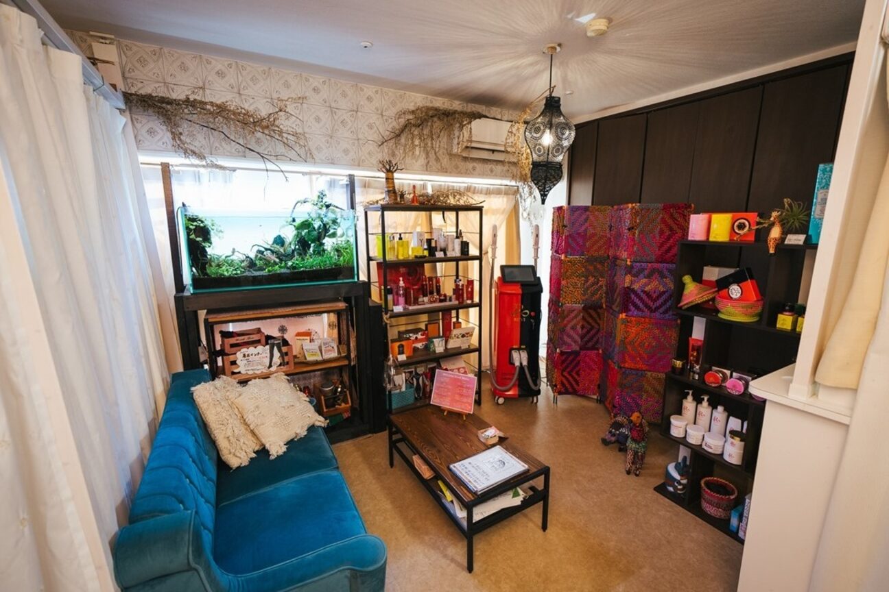 REVI　細胞美容を追求した最先端の美容ブランド。拘りの成分とその成分量に注目！（Ｓａｌｏｎ　ｄｕ　ひゃーく）画像1