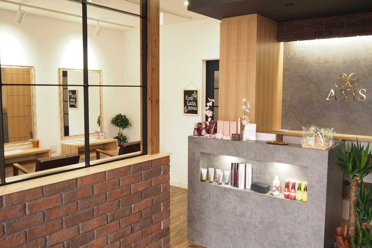 HAIR&MAKE AXIS画像1