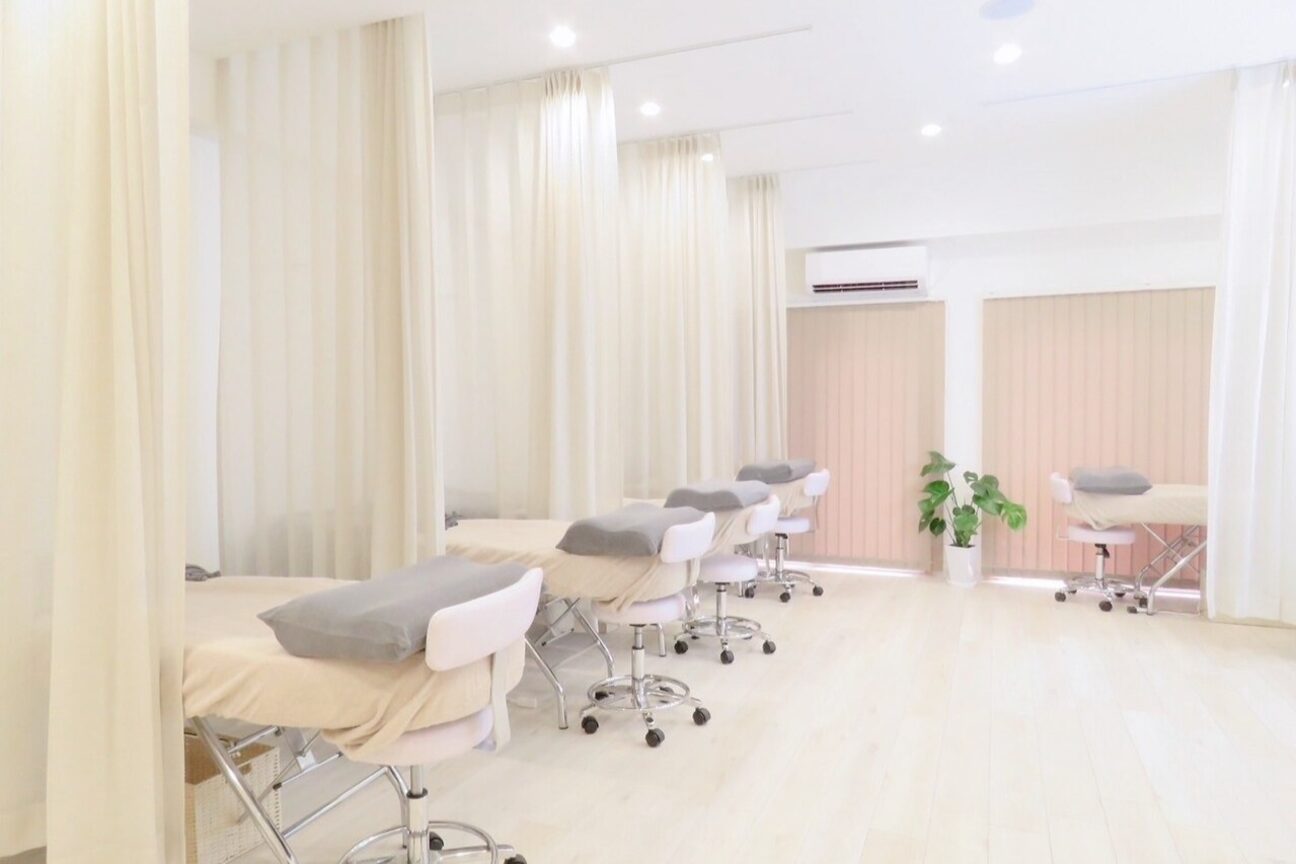 eyebrow & eyelash Ral. 天神店（株式会社　ＦＡＢＲＯ）画像1