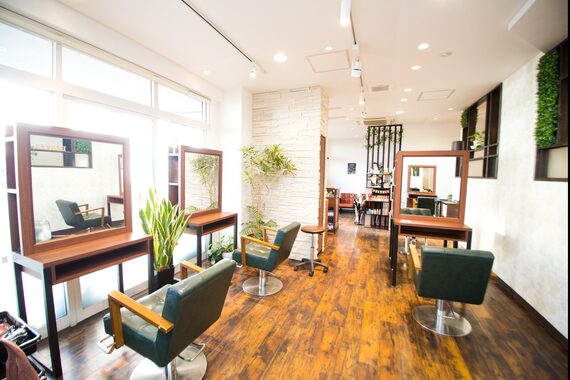 ヘアースタジオ リーブス 東浦和店