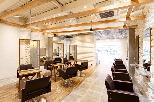 レム 綱島店(REM)3