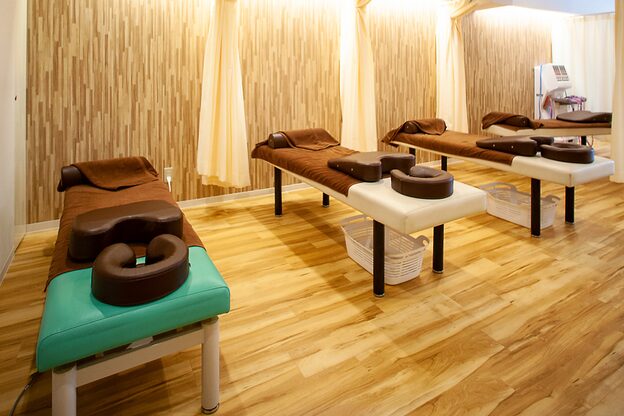 青葉台駅前整骨院1