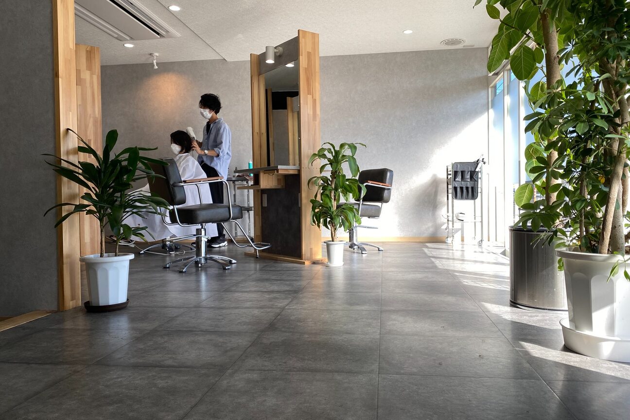 VELU hair salon【ベルヘアサロン】（株式会社　ＮＡＴＵＲＡＬ　ＳＰＯＴ）画像1