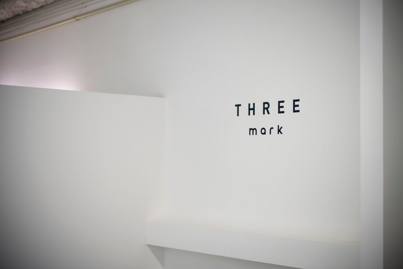 スリーマーク(THREE mark)3