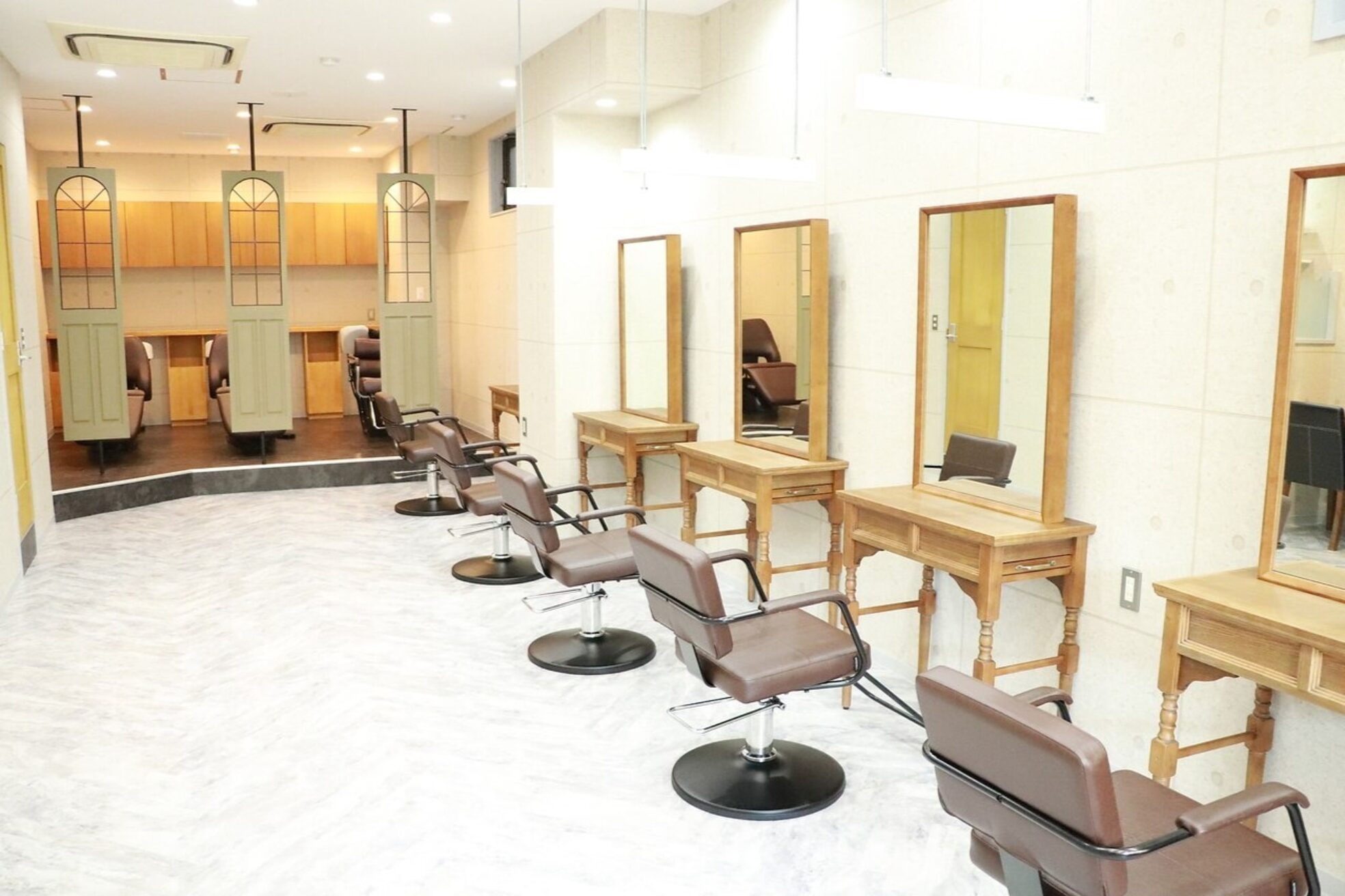 マアムジーコネクション(ma'am zee Connection.)1