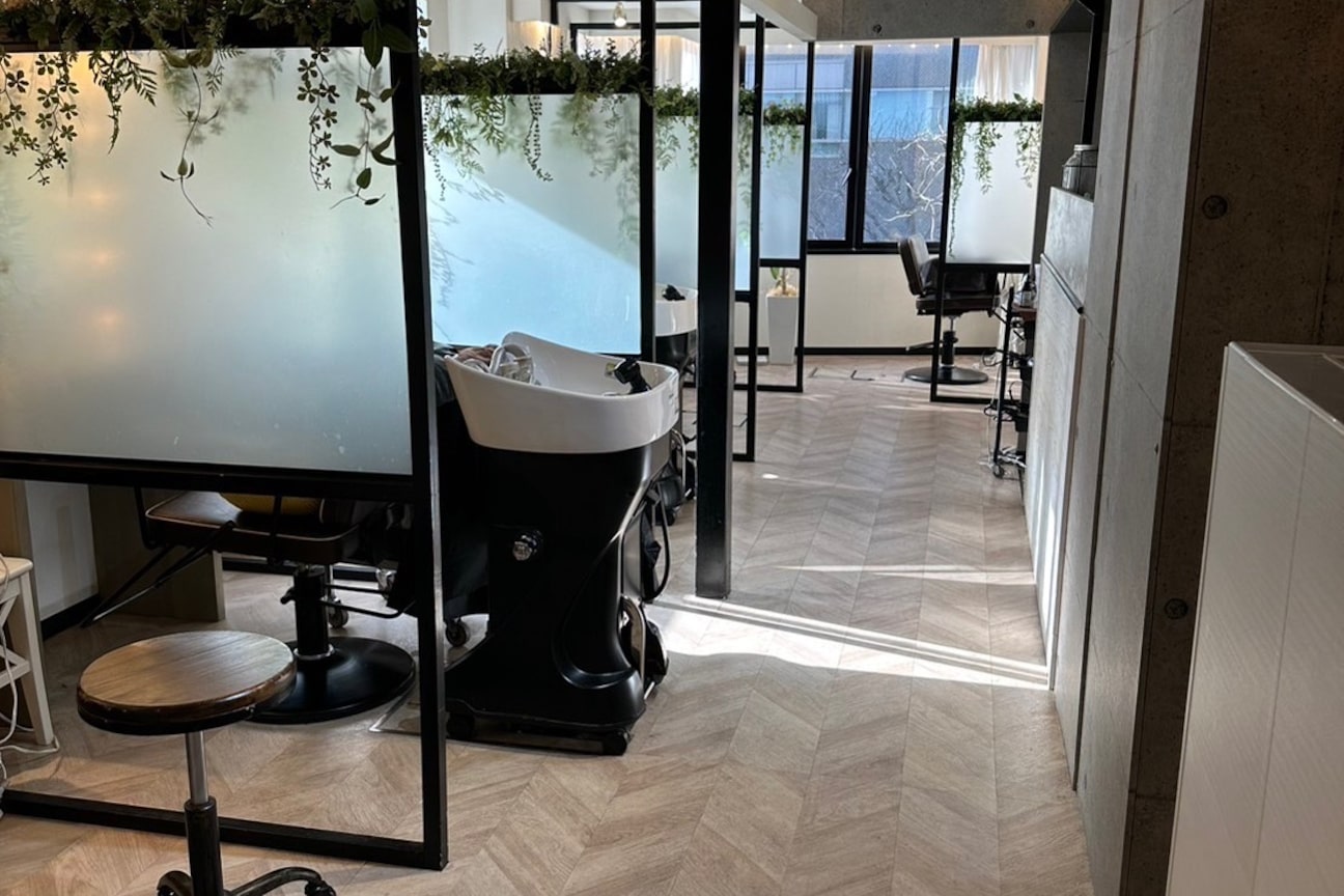 Rr SALON(株式会社 WISTERIA PLUS)画像1