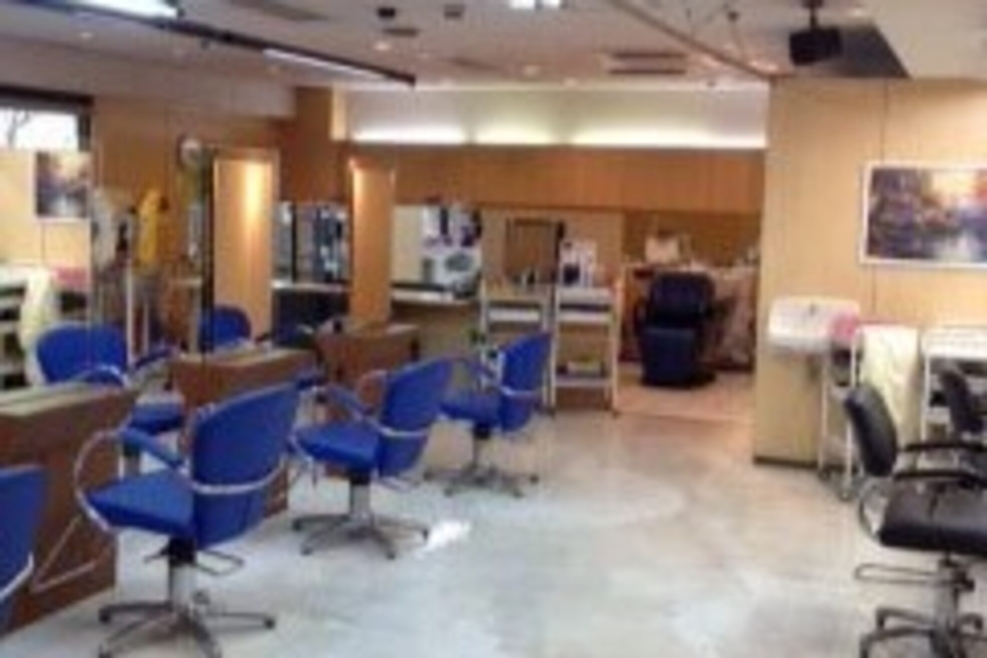 プラザヘアー 芦屋浜店1