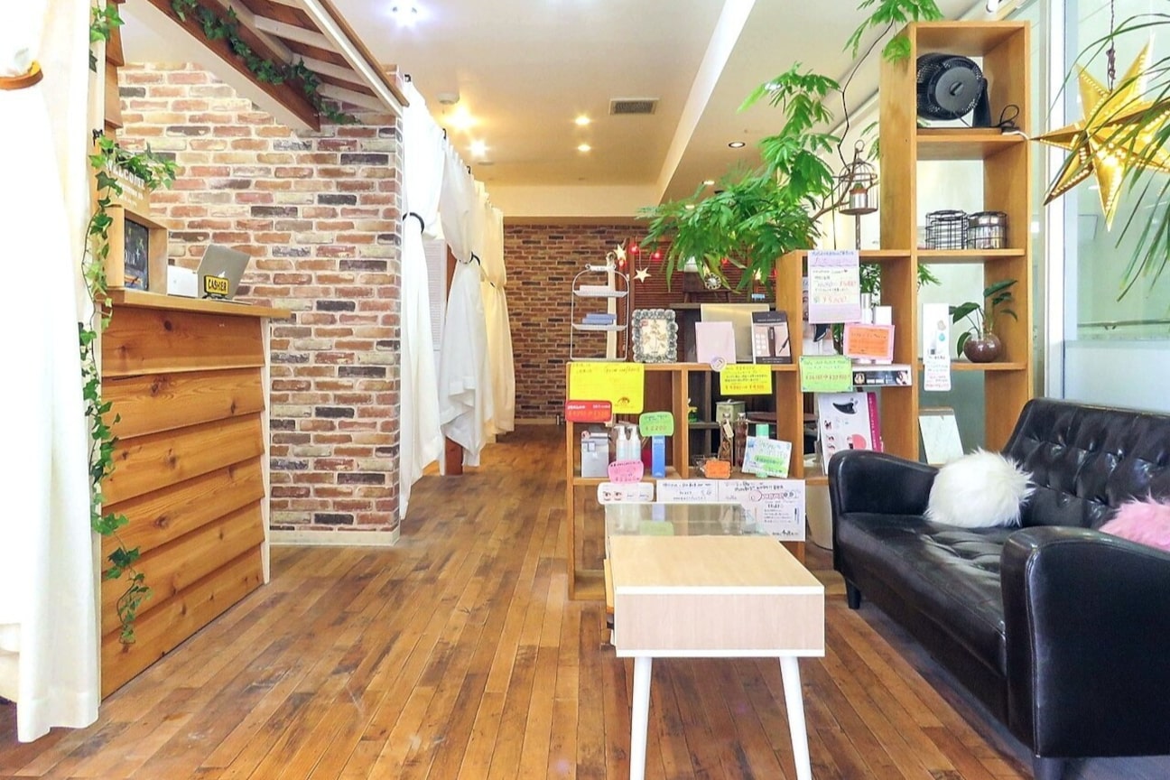 アイラッシュサロンLuana+(合同会社ピオラ)画像1