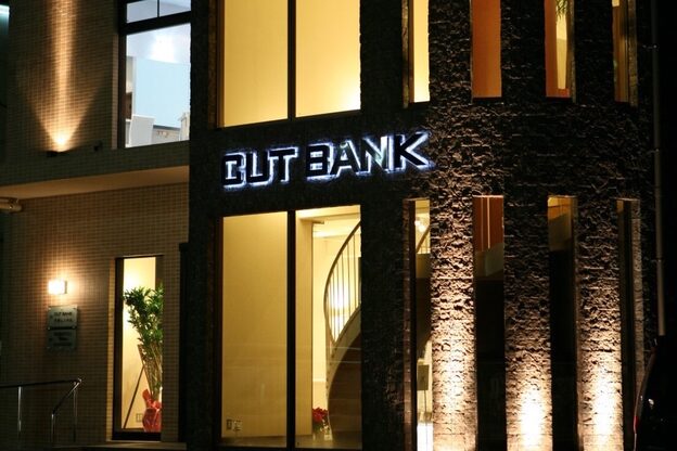 カットバンク(CUT BANK)13