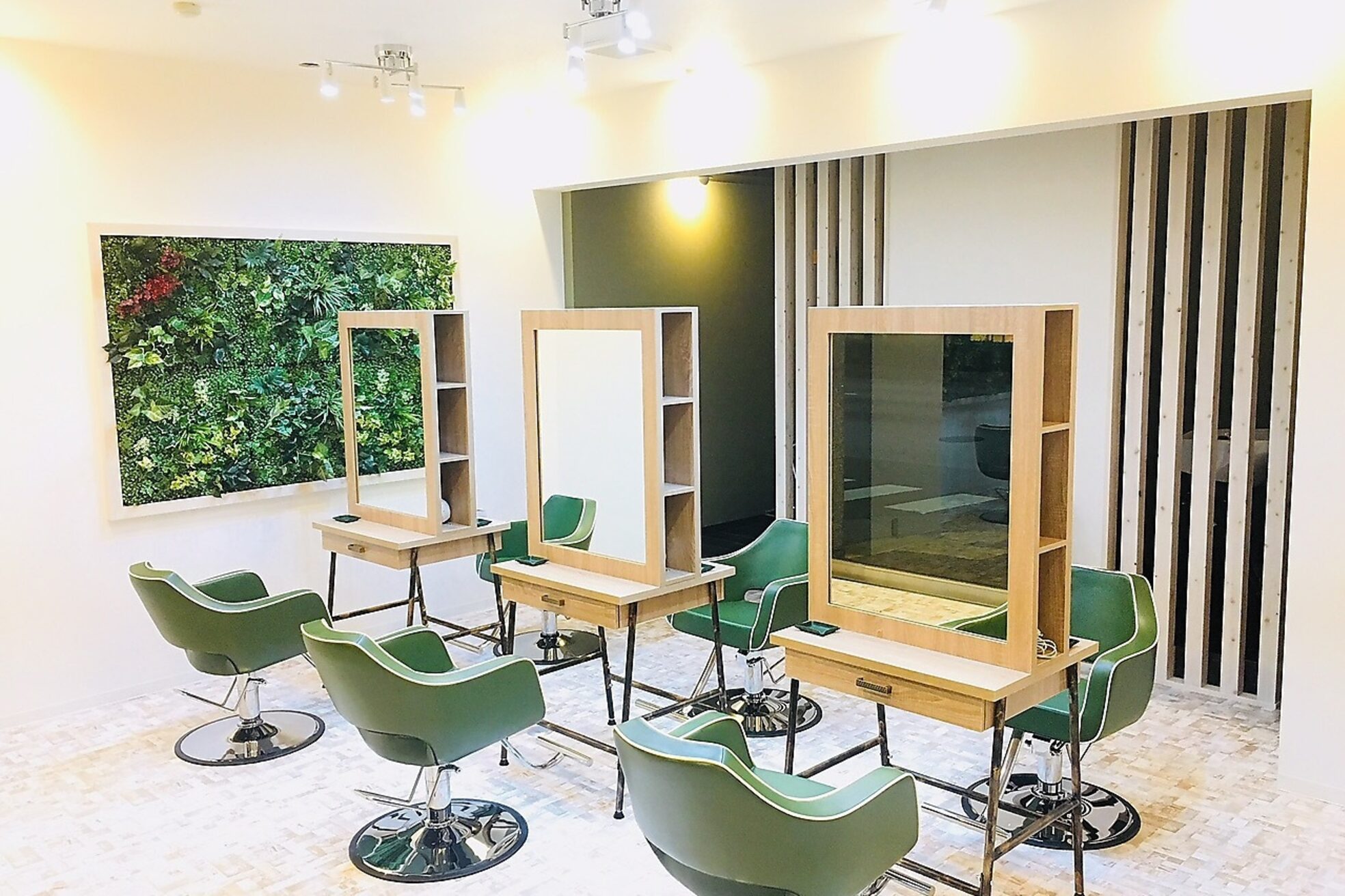 押上美容院 ヴィータ (vita)2