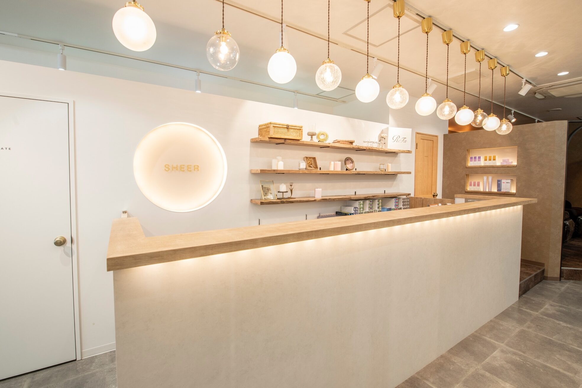 シア 新越谷店(SHEER)2