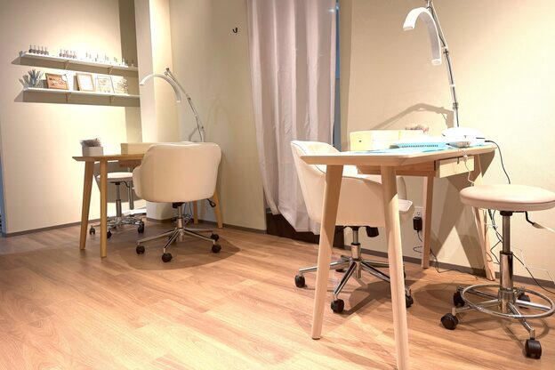 ネイルアンドアイ オリ 富雄店('oli)1