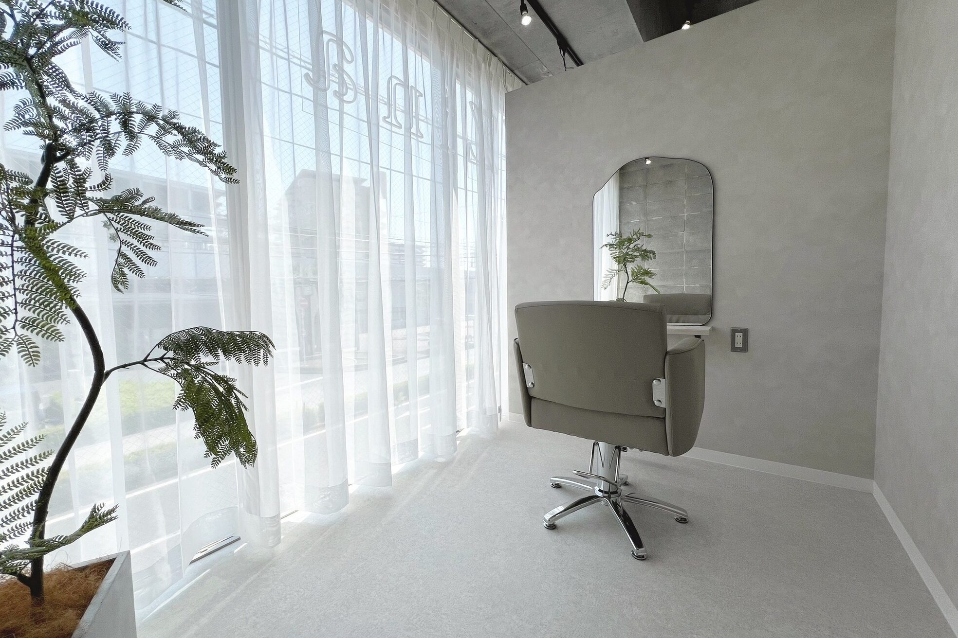 ジーナ 姪浜(Zina)7