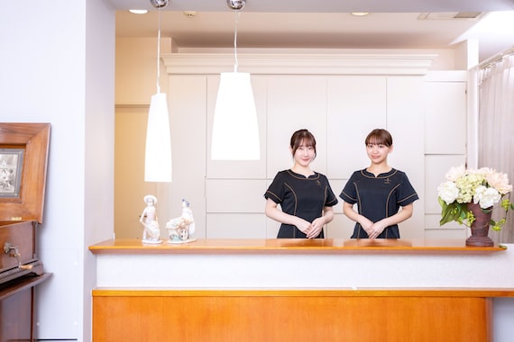 キャロリーヌ新宿店