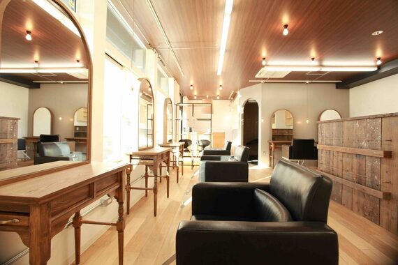 アルベリー ヘアーアンドスパ 浜松上島店(ALBELY hair&spa)