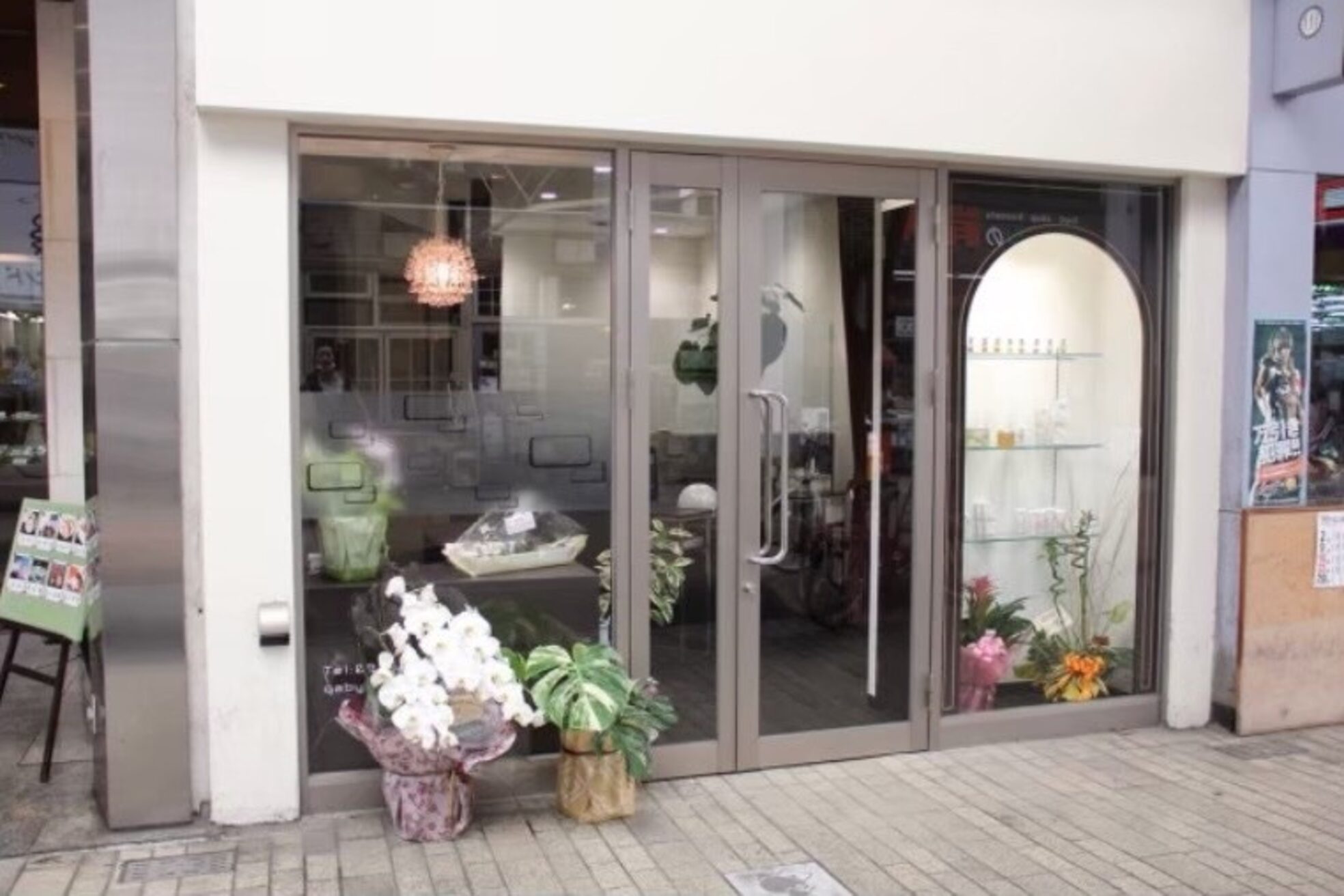 キュアバイアニーアンドジーノ(Qa by Annie&Gino)2