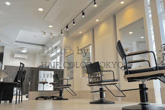 ニーノバイヘアーカラートウキョウ(nino by HAIR COLOR TOKYO)