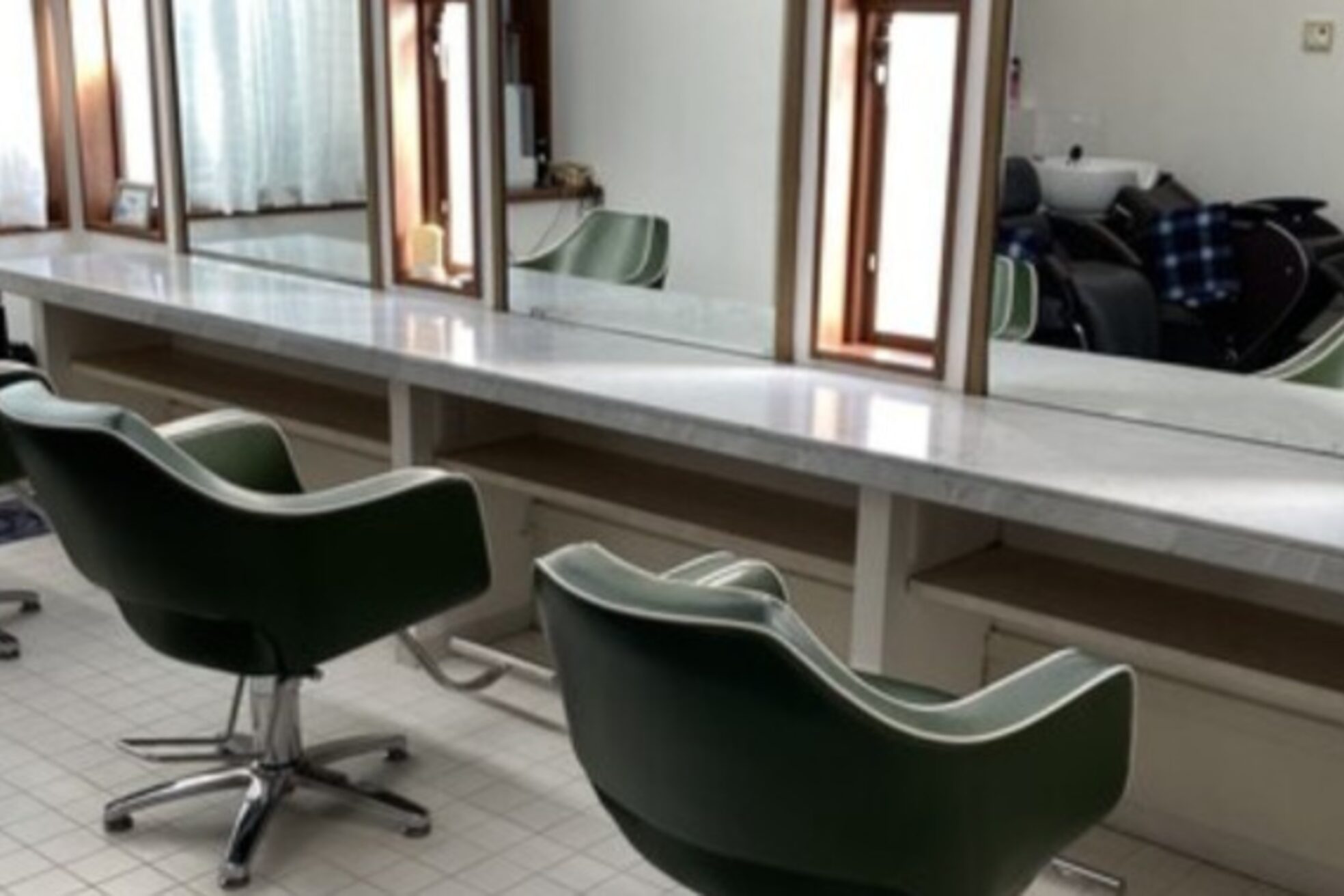 ヘアールーム ラウレア(hair room Laule'a)1