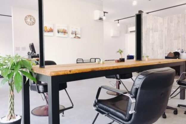 エイコーンズ ヘアー サロン(ACORNS Hair Salon)1