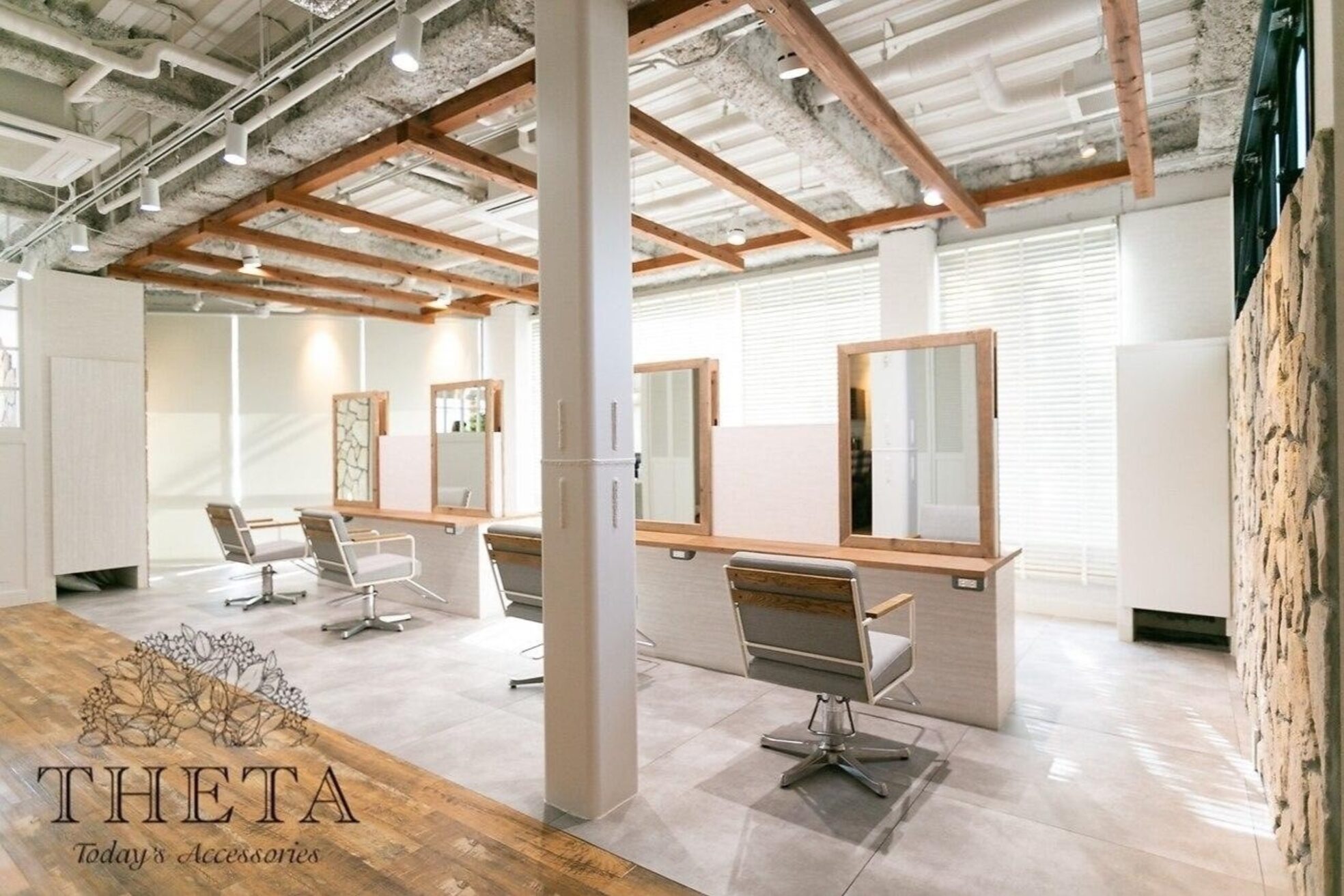 シータ 東川口(THETA)4