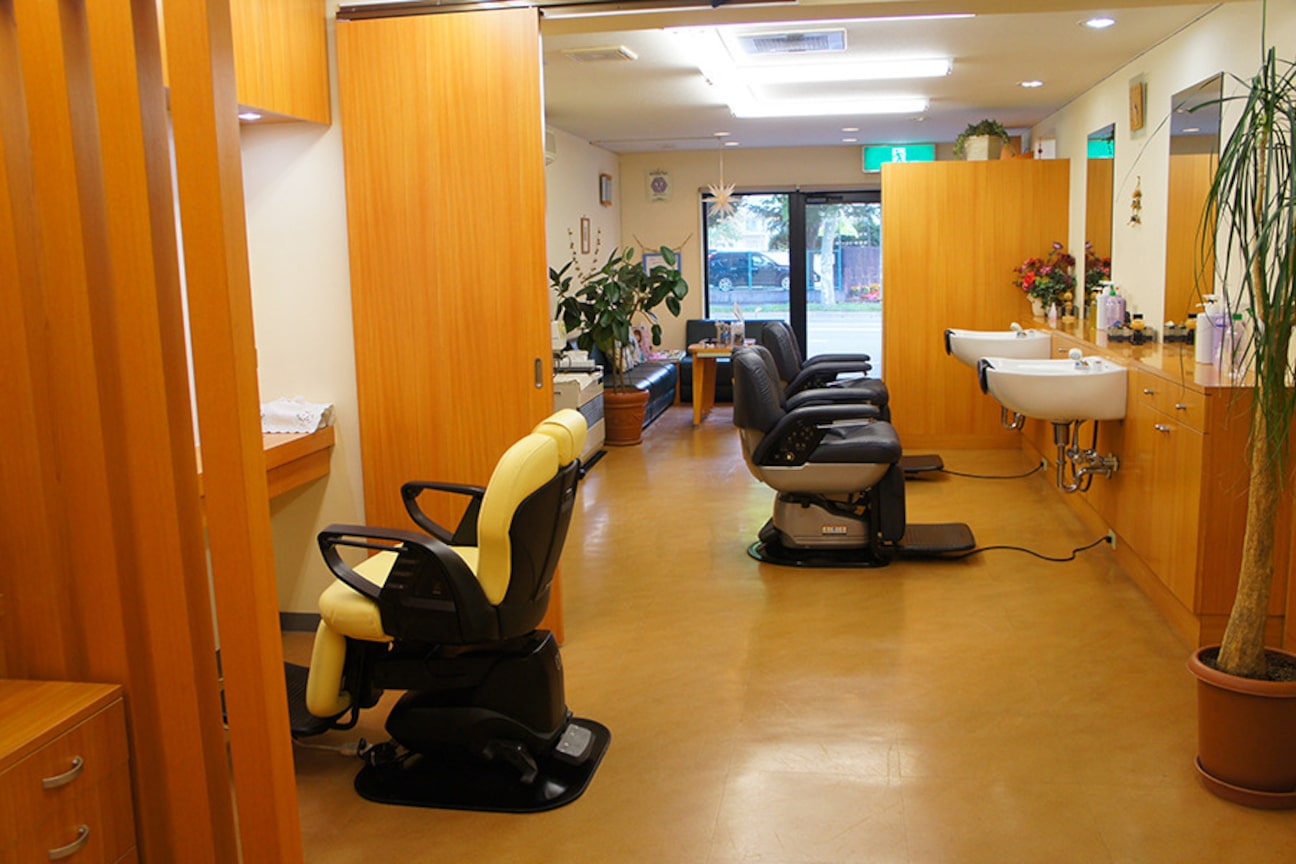 Capri Hair design画像1